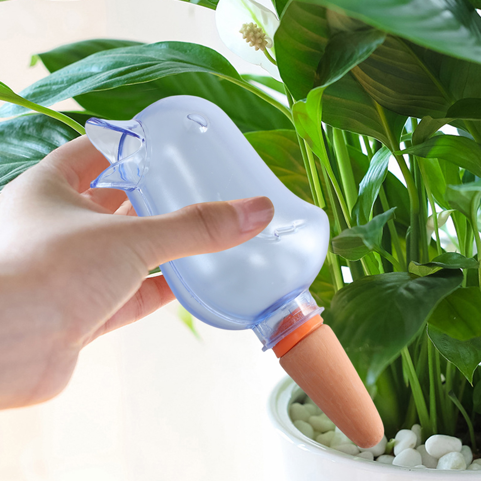 Automatic Plant Waterer - نظام الري بالتنقيط النباتي الأوتوماتيكي على